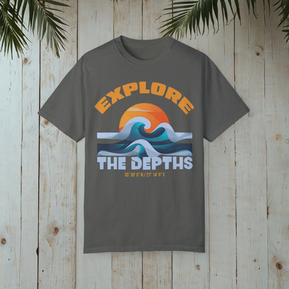 EXPLORE THE DEPTHS RETRO OCEAN SUNSET GARMENT-DYED TEE