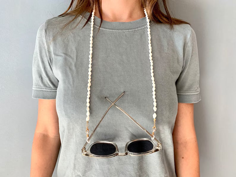 Sunglass Seashell Chain